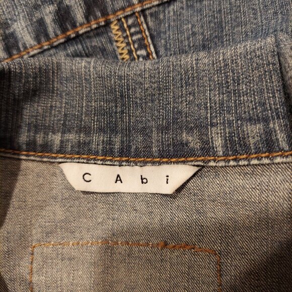 Cabi Jean jacket womens M Blue Denim Logo cropped Long sleeves waist tabs beachy - Picture 10 of 13